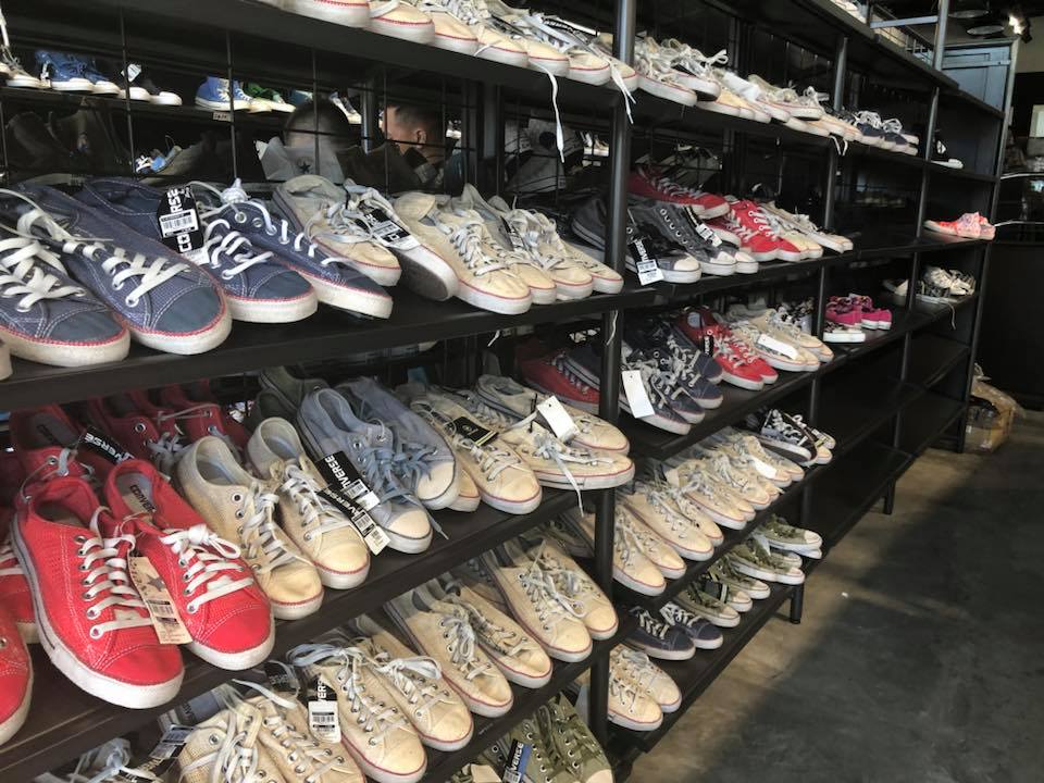 Manila Shopper: Converse Outlet Store Sale at Laguna Central Greenfield City: March 2018