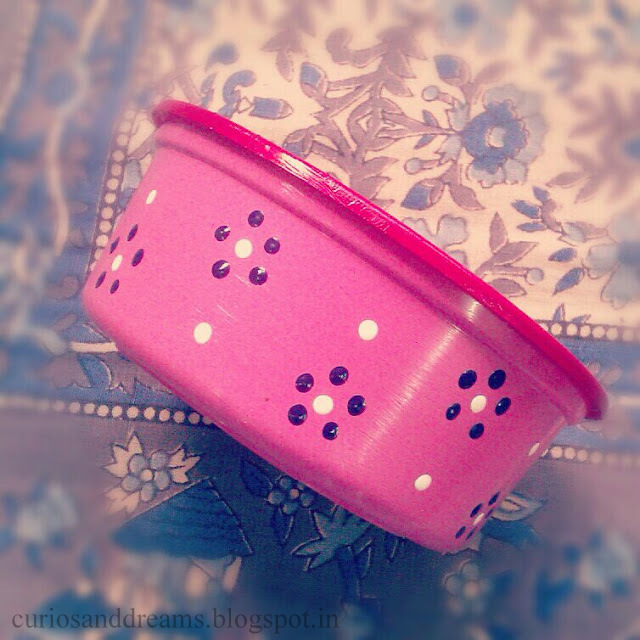 DIY: Cute Table Container - Curios and Dreams - Indian Skincare and Beauty