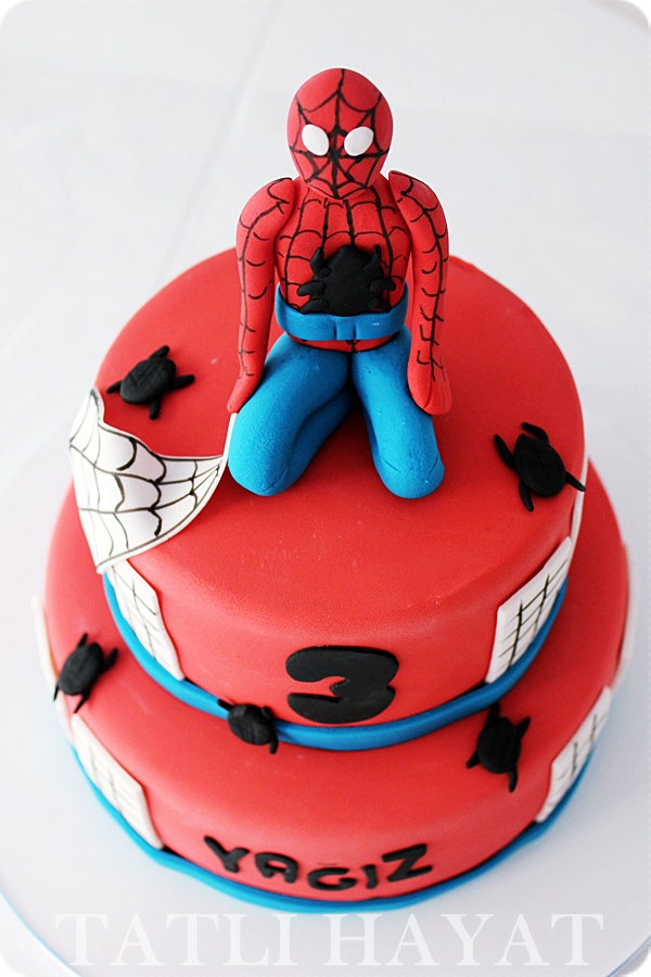 TATLI HAYAT PASTA TASARIM SPIDERMAN PASTA VE KURABİYELERİ
