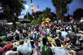 صور اكثر من رائعة لاسطنبول في شهر رمضان