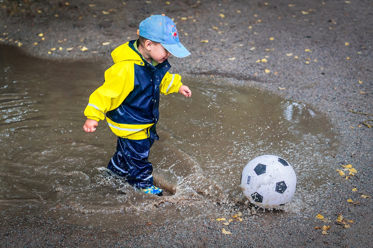 Resultado de imagen de señora lluvia basta
