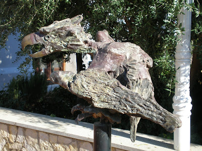 Escultura de Aurelio Teno , senderismo en córdoba