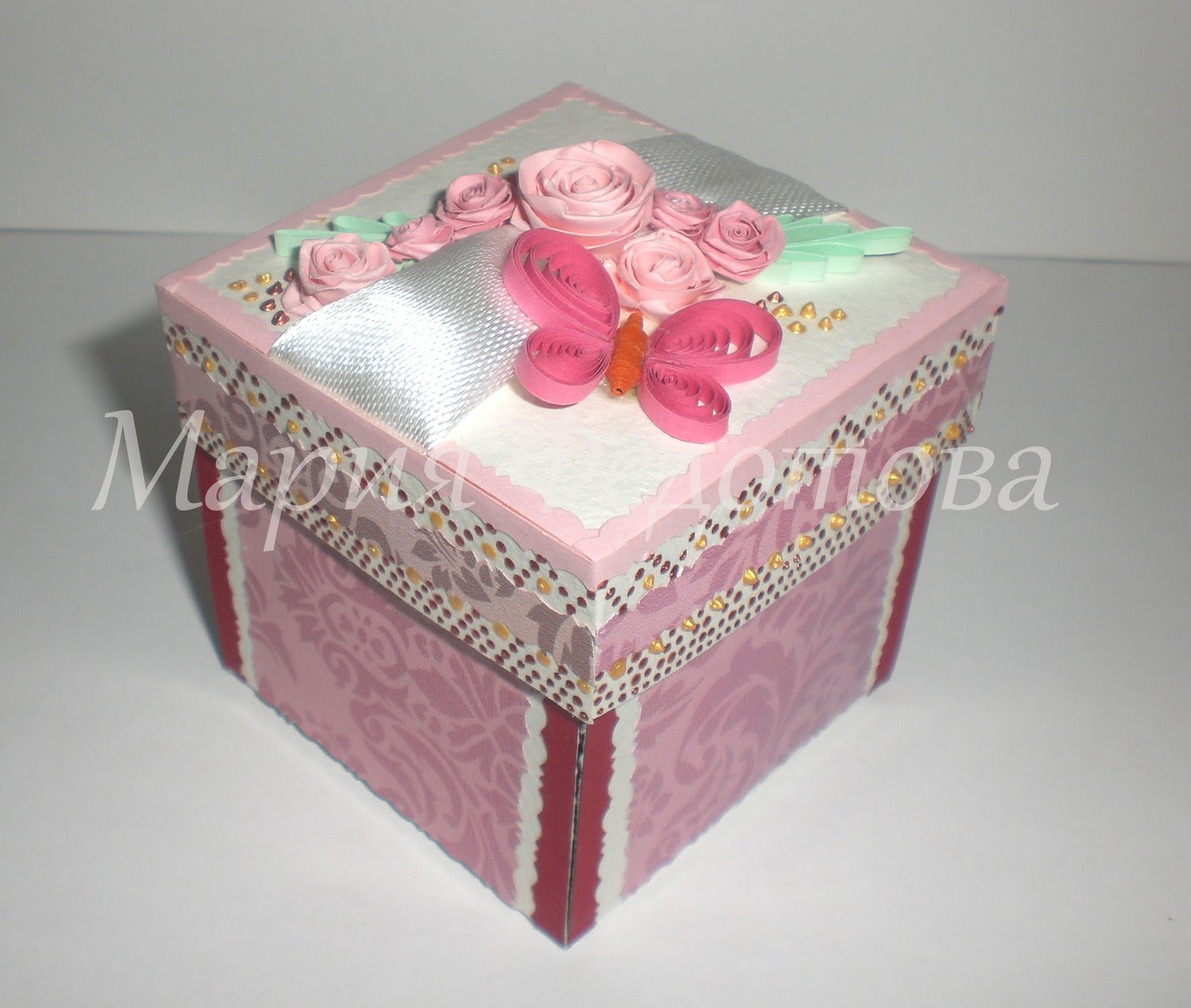 подарок коробочка из фоамирана. подарок коробочка из фоамирана. подарок коробочка из фоамирана. коробочка с цветами из фоамирана. коробки из фоамирана.