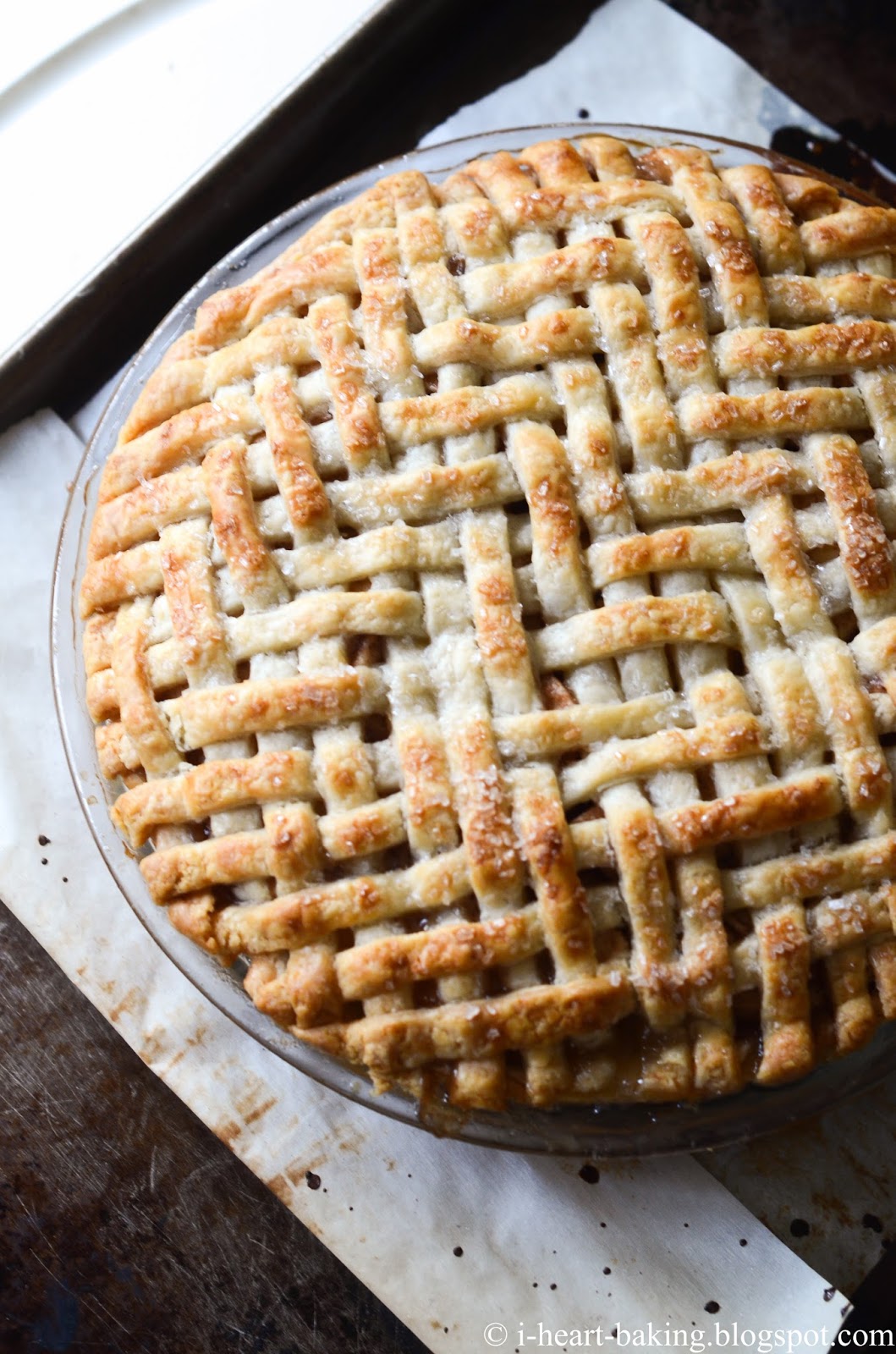 i heart baking! herringbone lattice apple pie