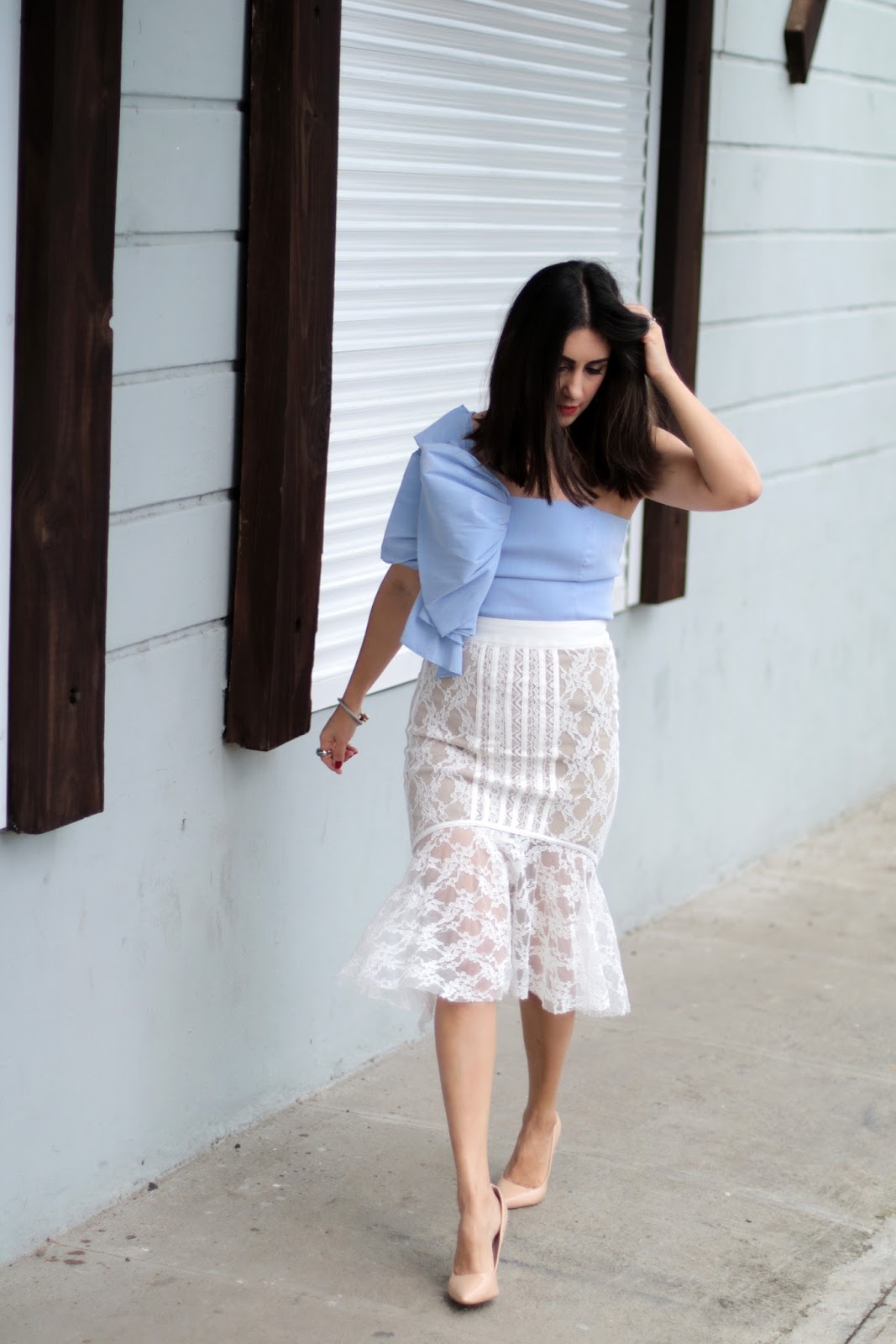 Romantic Mood in Bow Top and Lace skirt | Anyelina Guzman