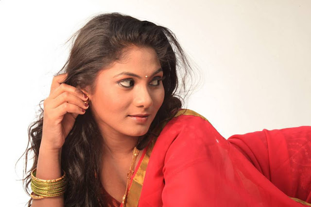 Shruti Reddy Stills In Red Saree Indian Girls Villa Celebs Beauty