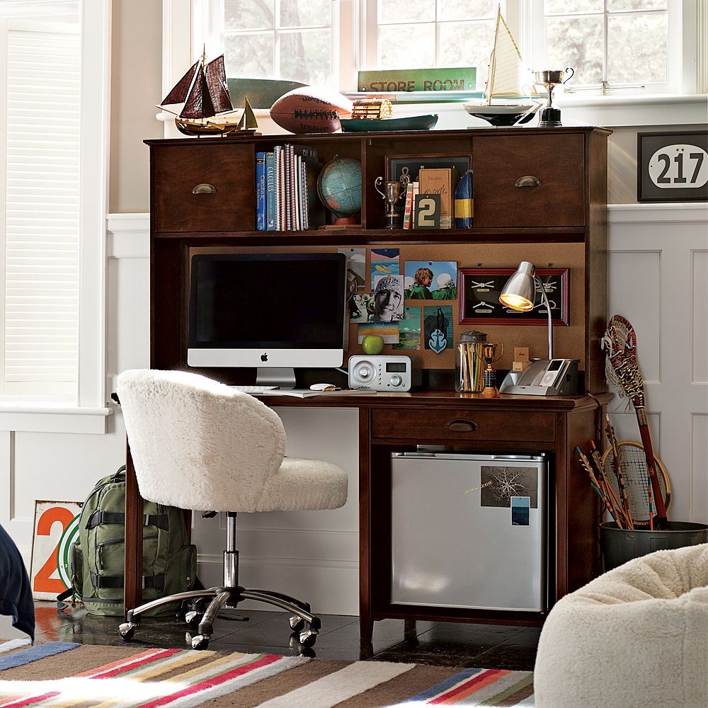 Stylish Ideas for Teenage Study Room Designs with Cool Decoration