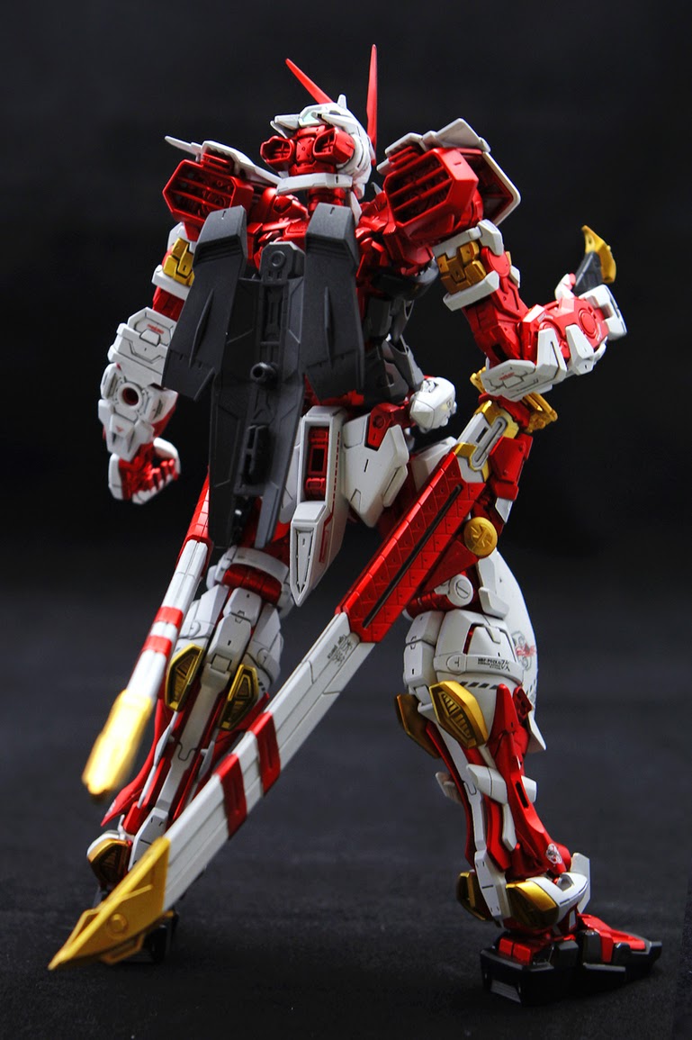 MG 1/100 Gundam Astray Red Frame Kai Painted Build Gundam Kits Collection News and Reviews
