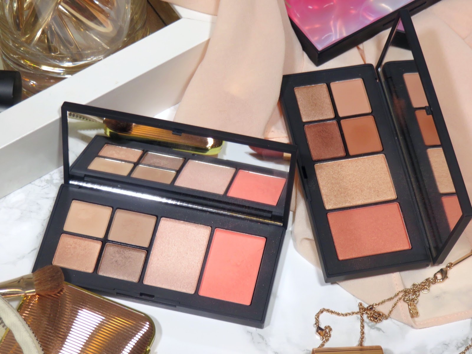 Review NARS Fever Dream Face Palettes.