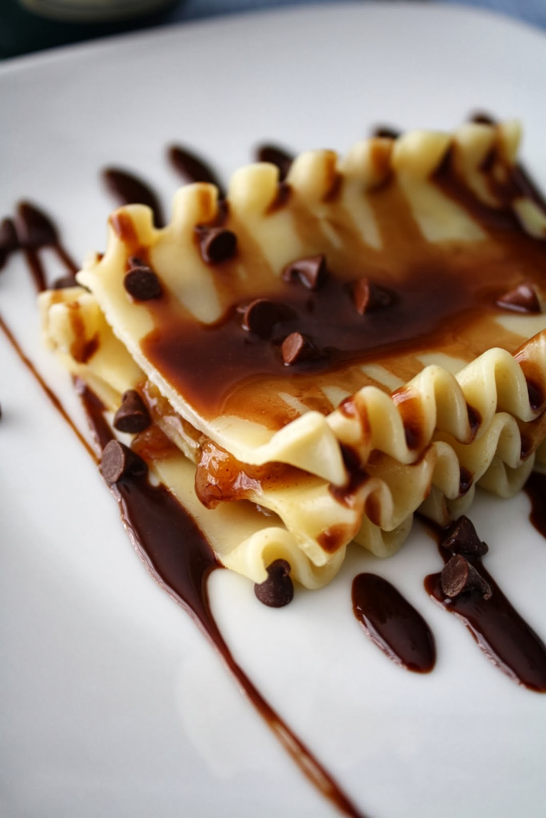 Making Mama's Kitchen Eat, Drink, Remember Chocolate Banana Lasagna