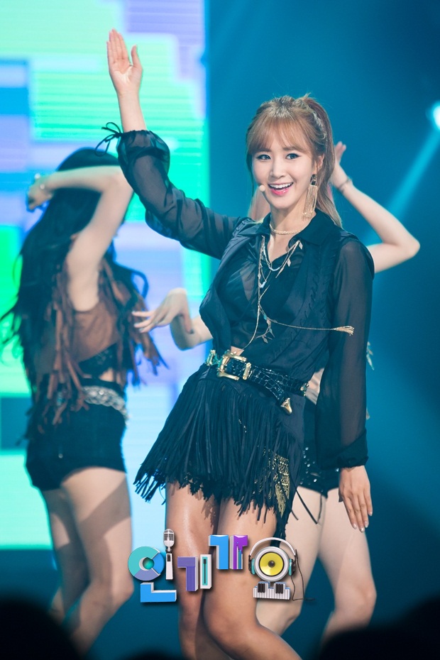 Check Out Snsd S Official Pictures From Inkigayo S July 19th Episode