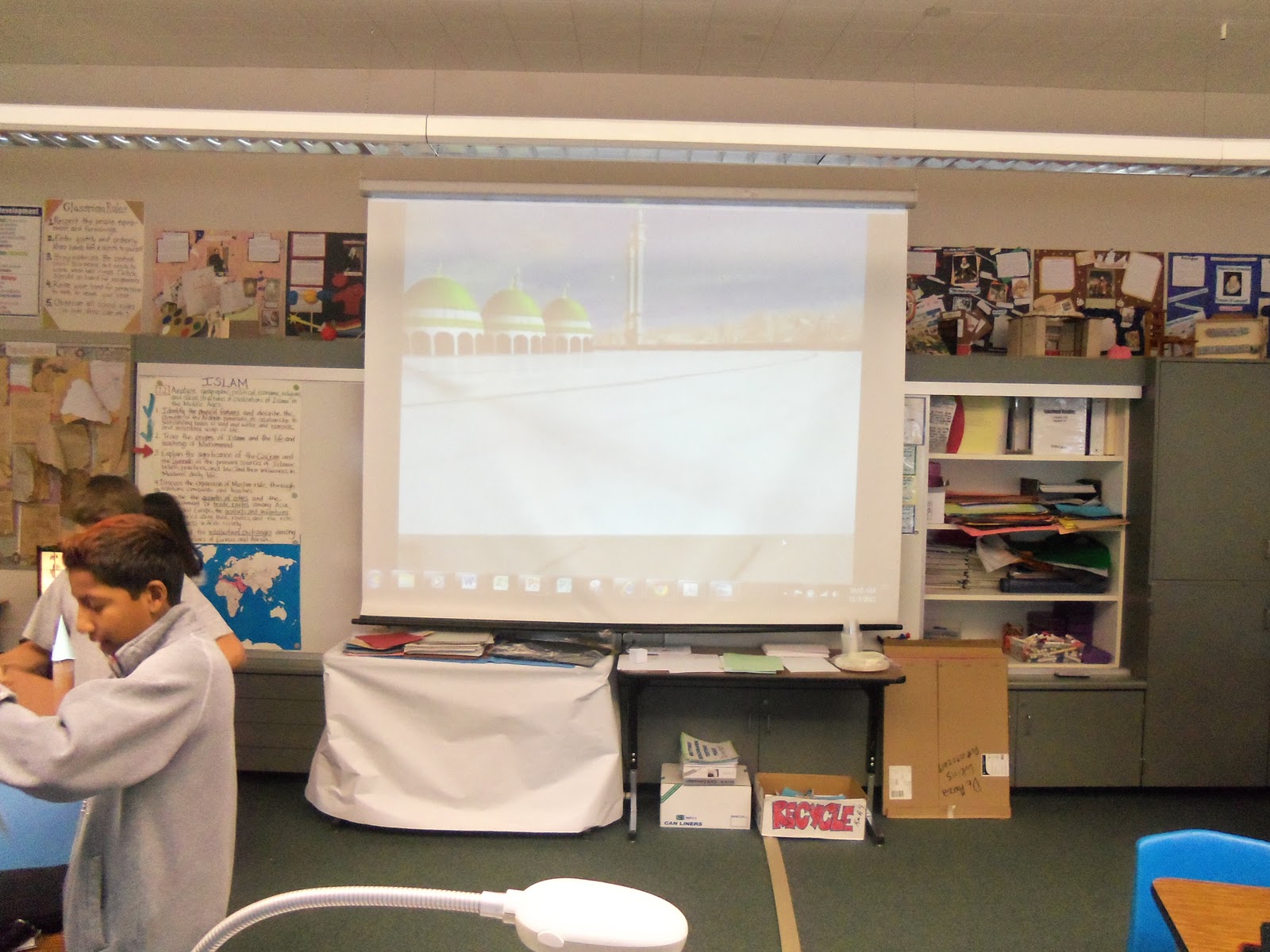 D.A.T.A. Scholars: Mini Mecca Model Building!