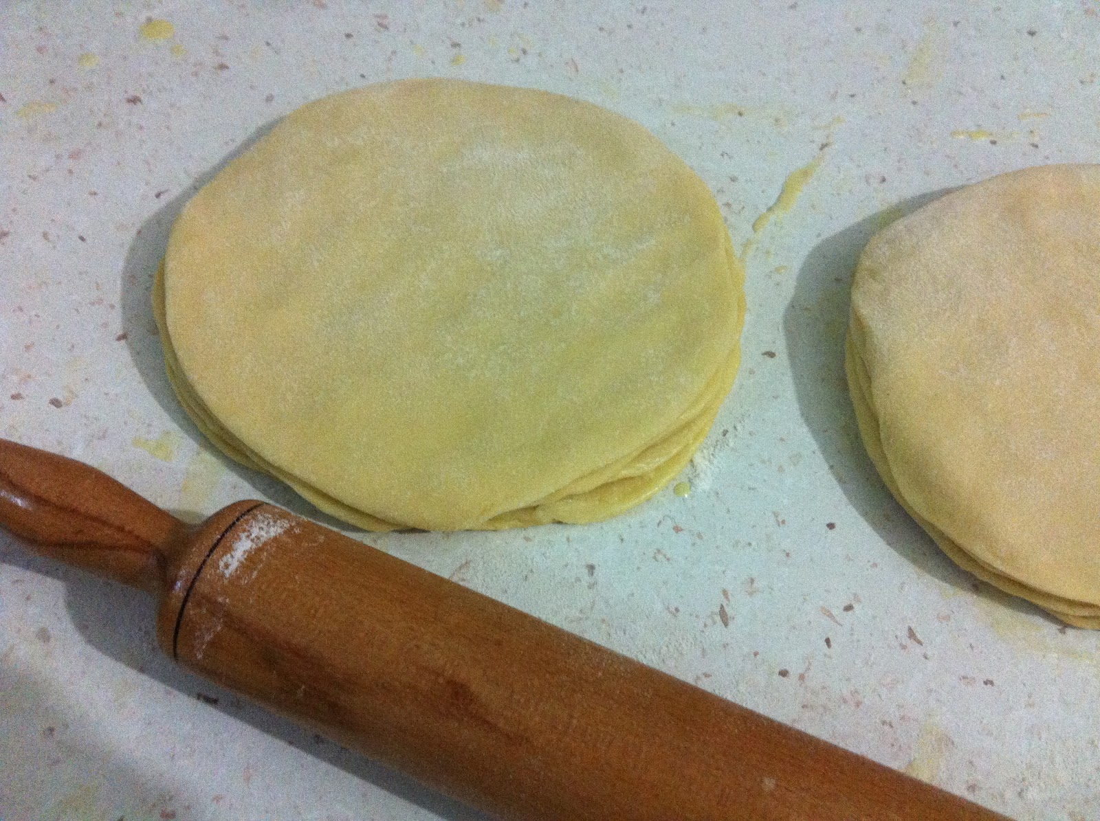 Filizza Ev Yapımı Doğal Ürünler Mayalı İstiridye Börek