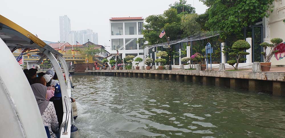 Melaka River Cruise, Tempat Ini Bikin Si Jomblo Merasa