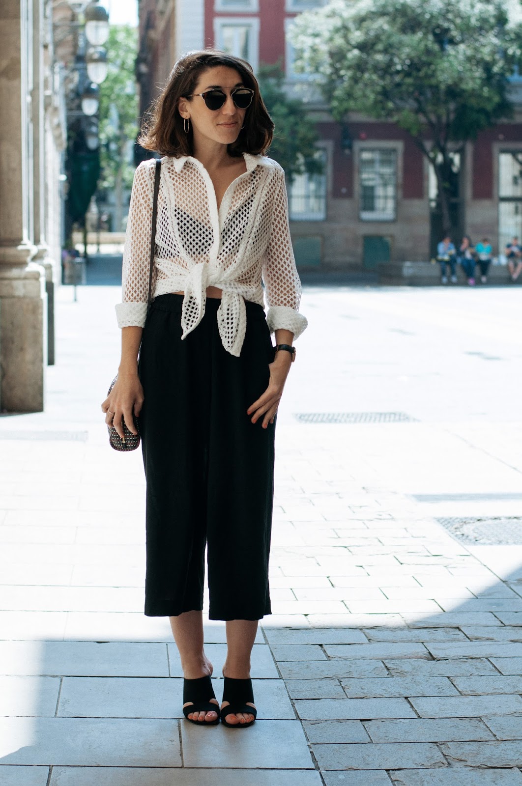 Camisa y sandalias Asos, culotte H&M, gafas de sol Dior