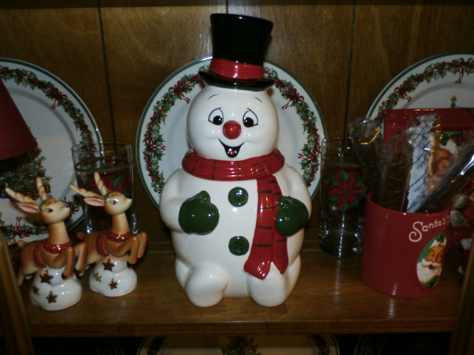 J. thaddeus ozark's cookie jars and other larks: the christmas train is J. Thaddeus Ozark's Cookie Jars and Other Larks: The Fab Five Have Arrived!