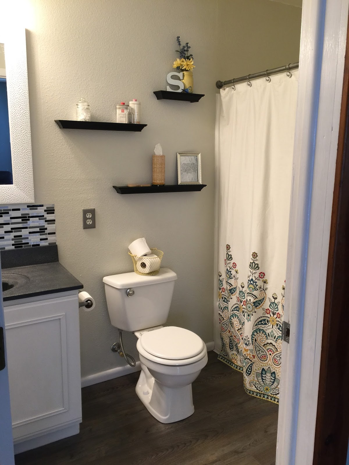 One Fit Mama: Bathroom remodel for under $200