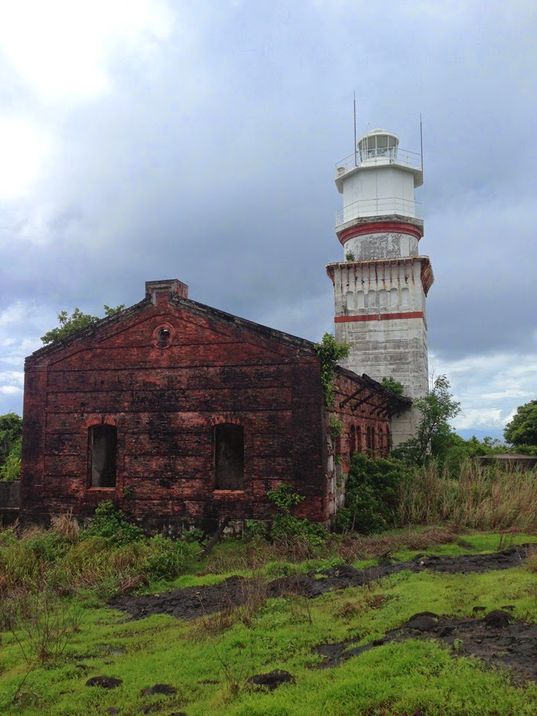 LakbayLoyd: LakbayLoyd Lighthouse Series 09: EL FARO DE PUNTA CAPONES ...