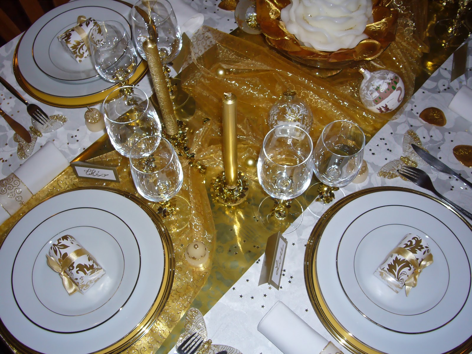 LES TABLES D'ISA: Table Noël Blanc/Or