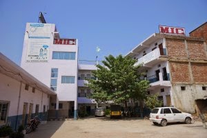 Malti Inter College Pratapgarh
