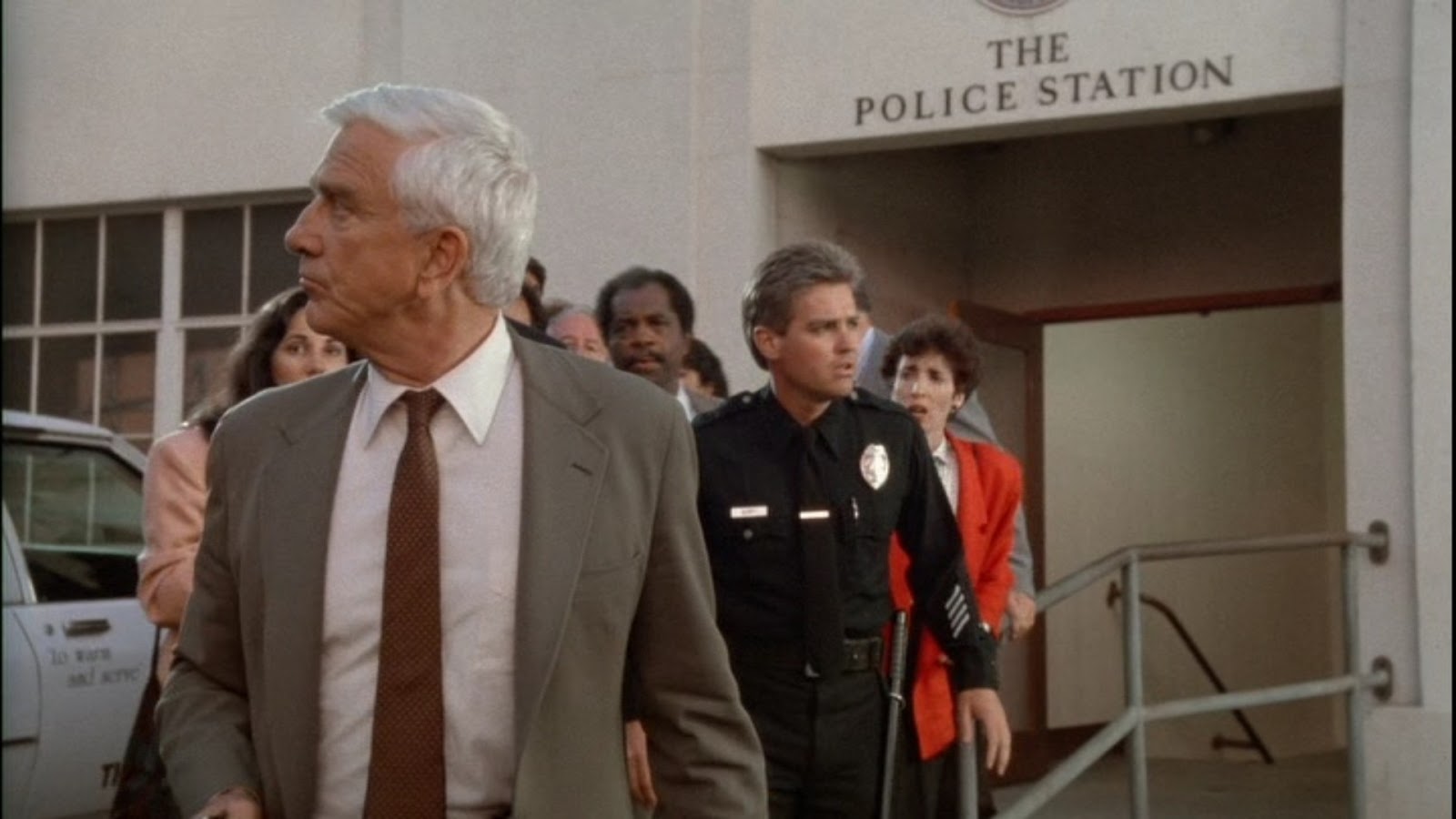 Rent The Naked Gun: From the Files of Police Squad! (1988 