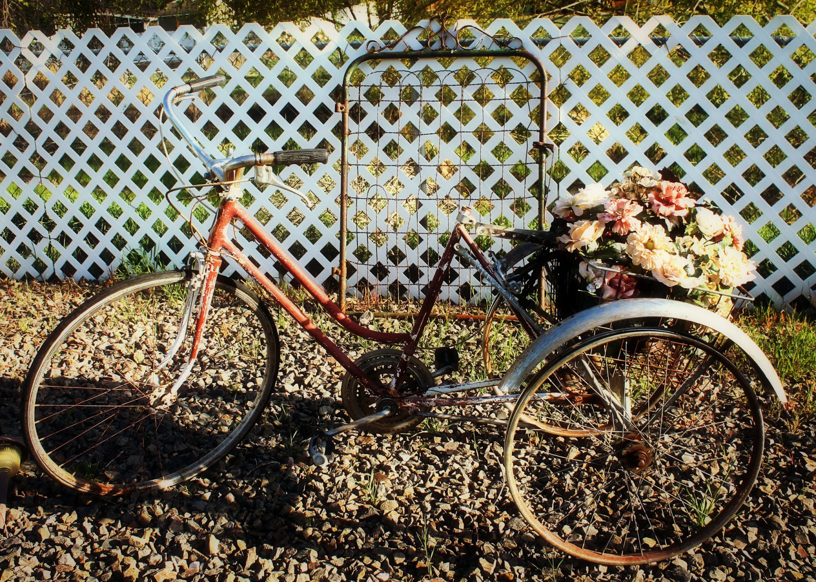 American Honey Home Vintage Lawn Decorations