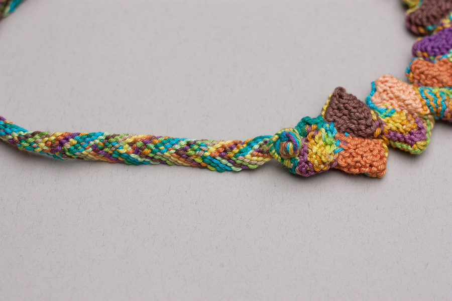 rRradionica Architectura 2 . Handmade necklace, bracelet and keychain