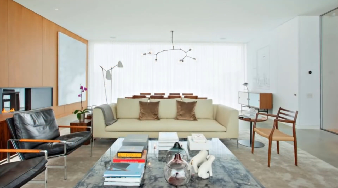 35 Photos vs. Luxury Contemporary Glass Home In New York vs. Interior Design Tour