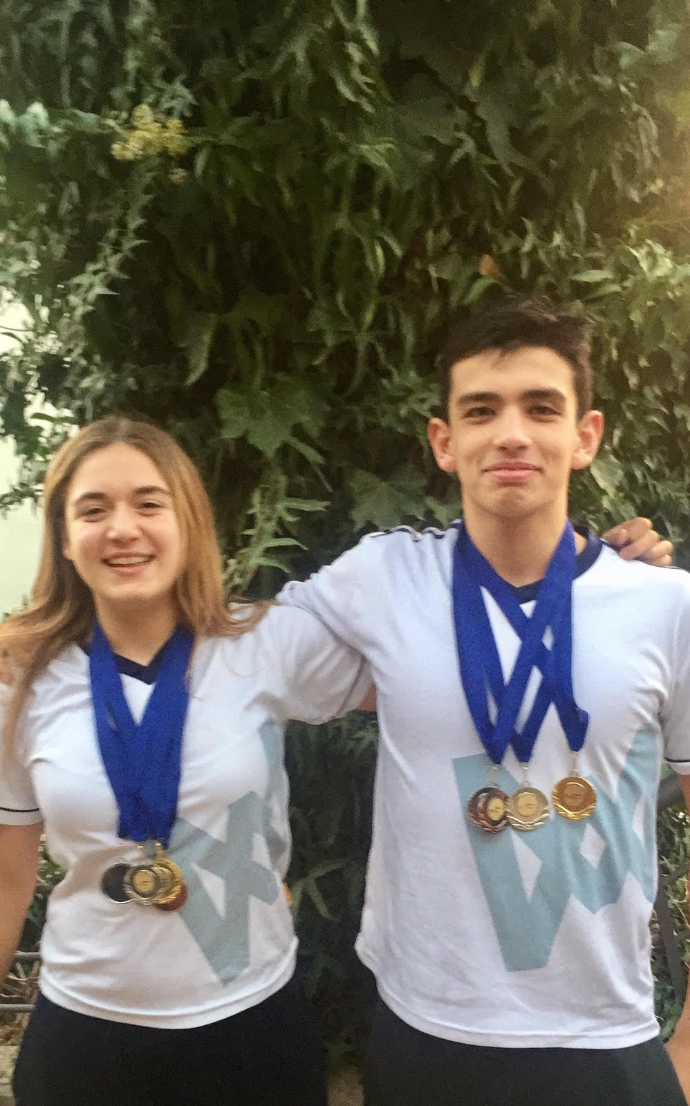 Nuestros Nadadores siguen ganando medallas