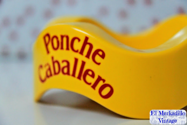 Cenicero Vintage "Ponche Caballero"