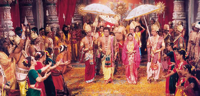 Shree Raam, Sita and Laxman coming back to Ayodhya after defeat Ravana