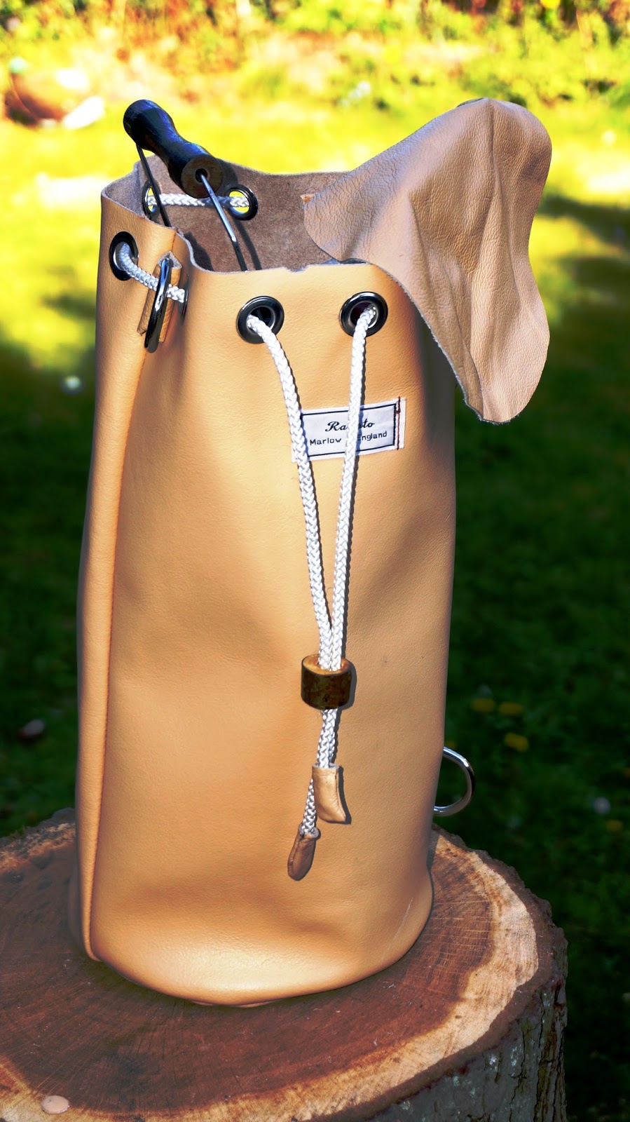 The Outdoor Traditionalist Ragsto Kelly Kettle Bag