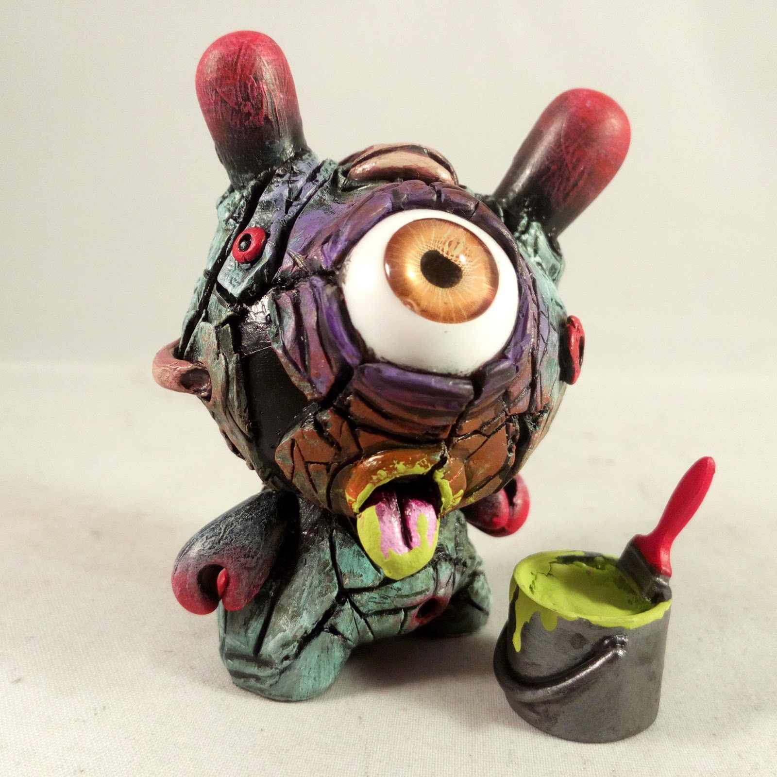 hoakser's blog PAINT EATER DUNNY CUSTOM