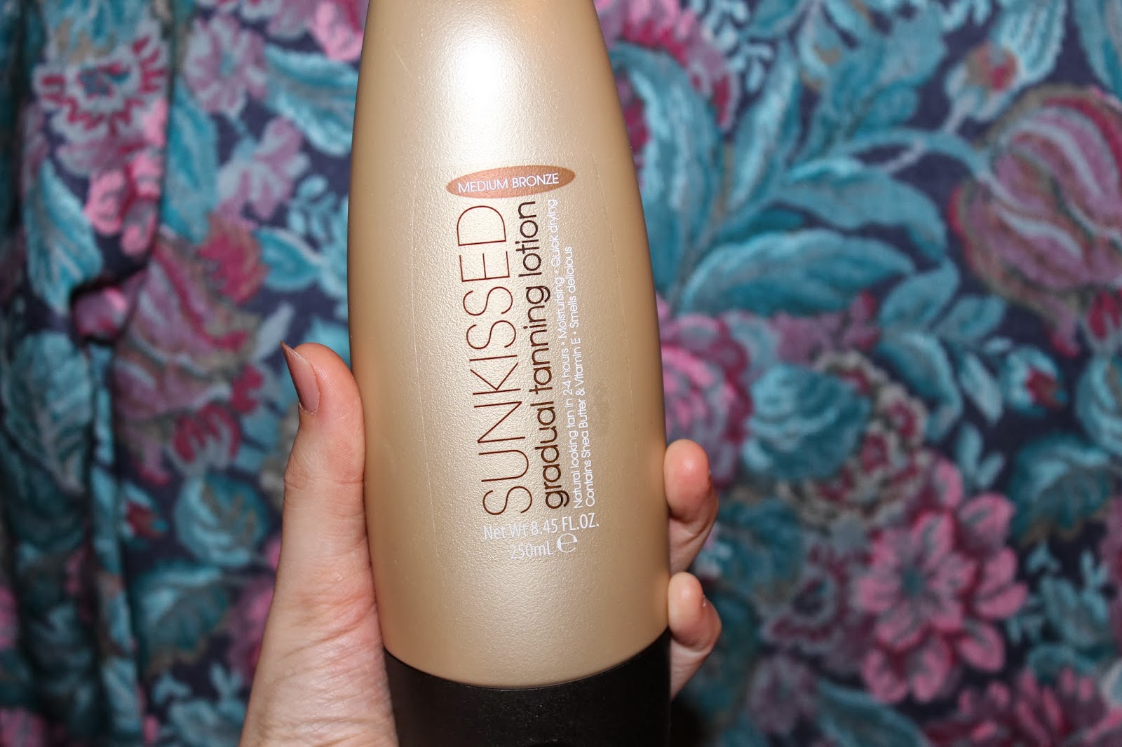Sunkissed Fake Tan Review NABIILABEE