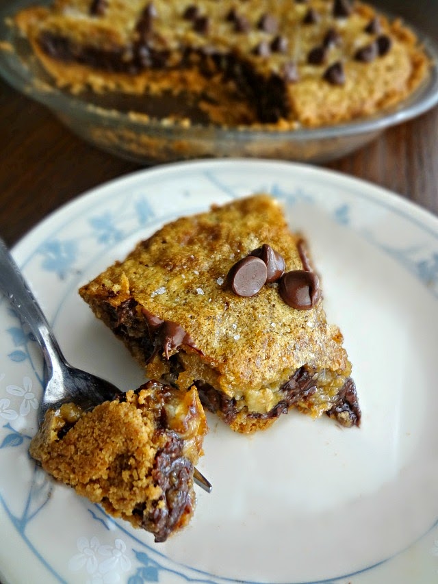 Chocolate Chip Cookie Oat Pie