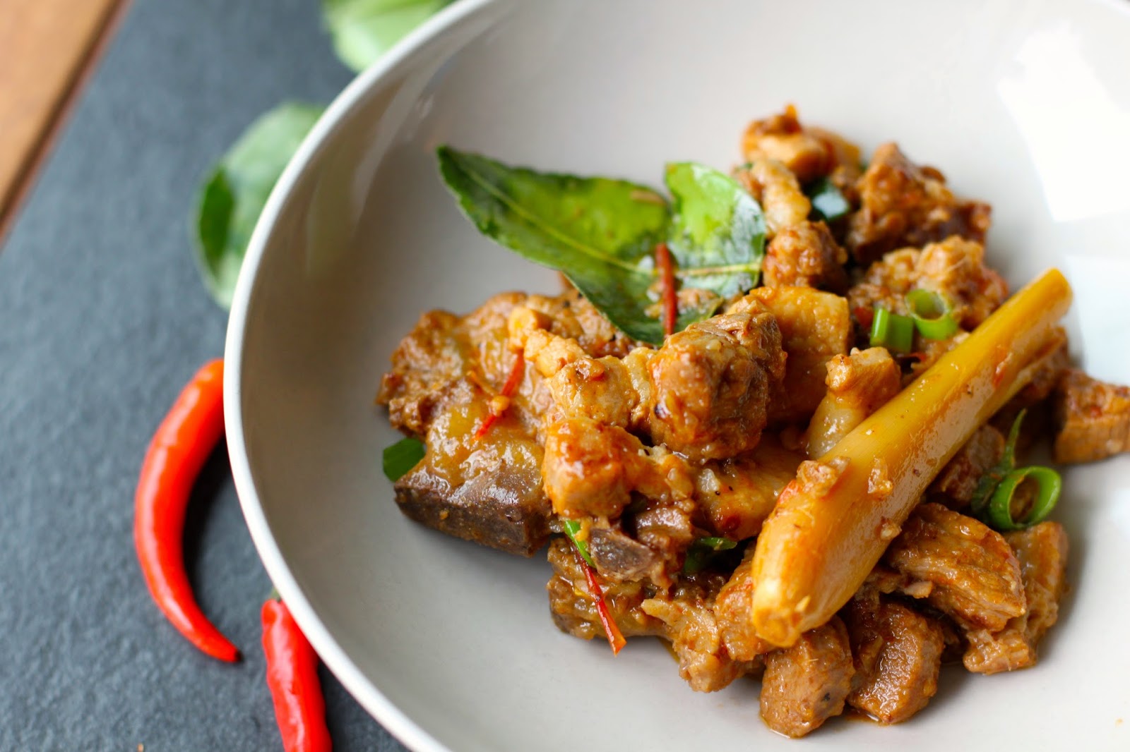 Olivia Cooks in Holland: BABI RICA - RICA | SPICY CHILI PORK