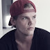 DJ Maarufu na Mwimbaji Kutoka Sweden Avicii Afariki Dunia