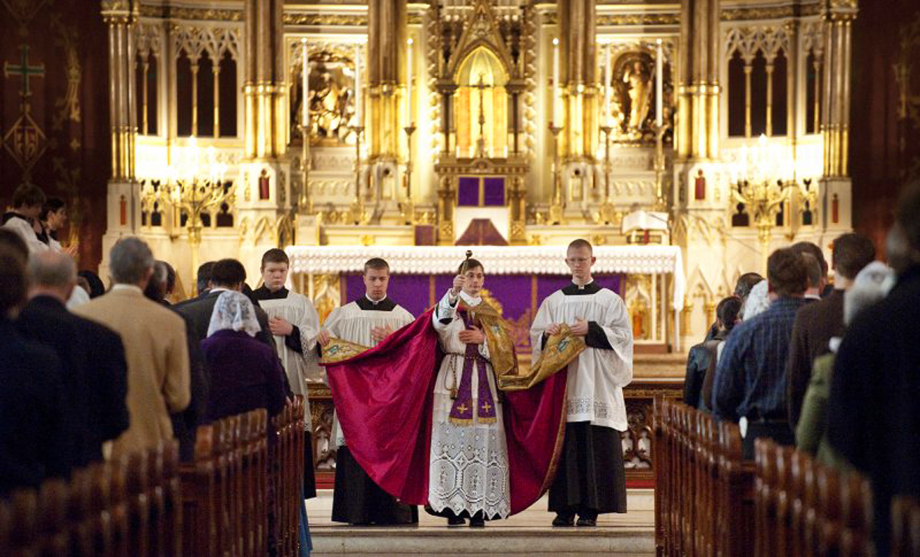 A santa Missa: seus significados imutáveis O Fiel Católico