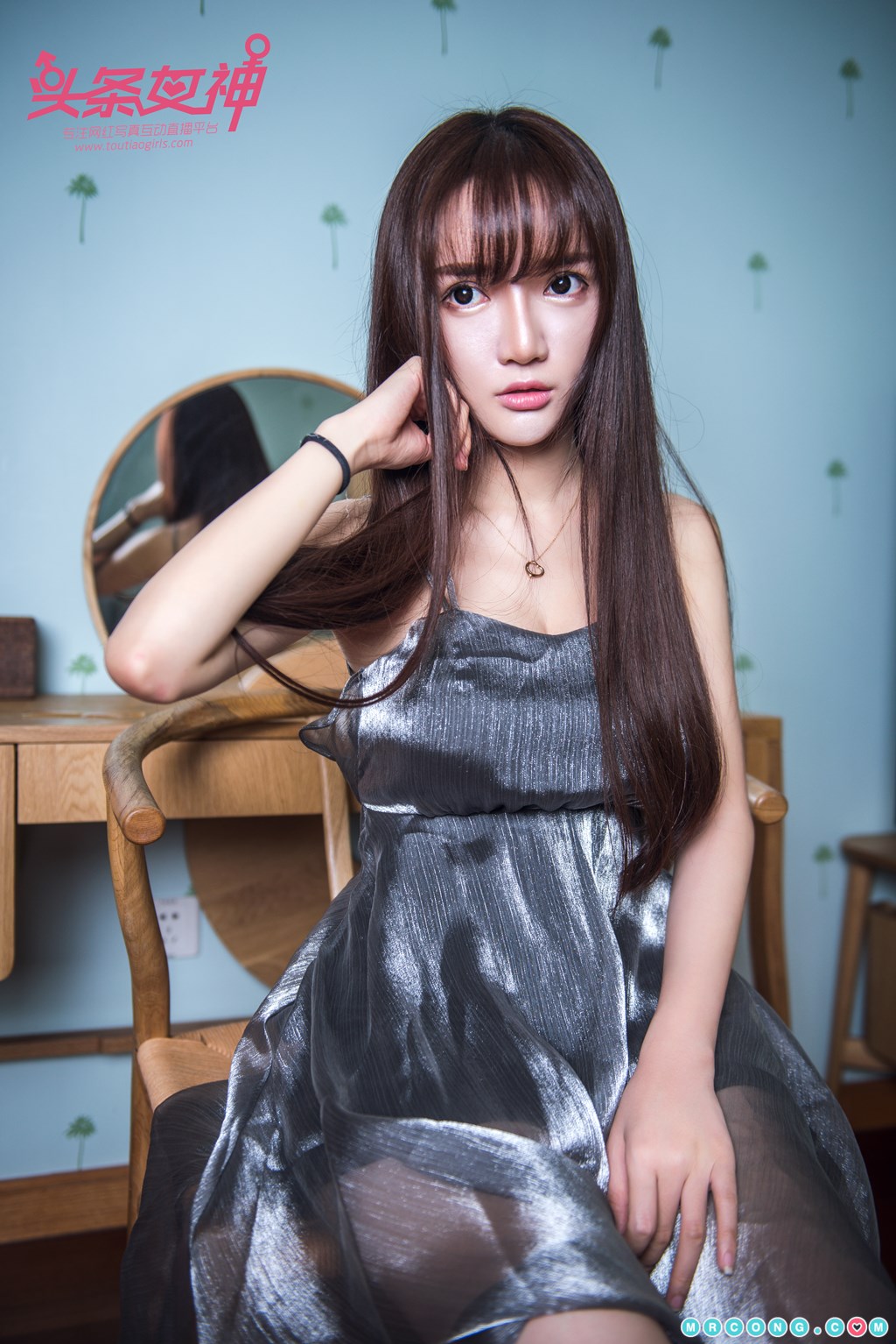 TouTiao 2017-09-20: Model Xiao Ru Jing (小 如 镜) (25 photos)