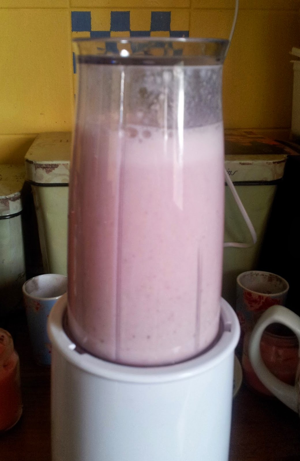 , Making Fruit Smoothies with kids