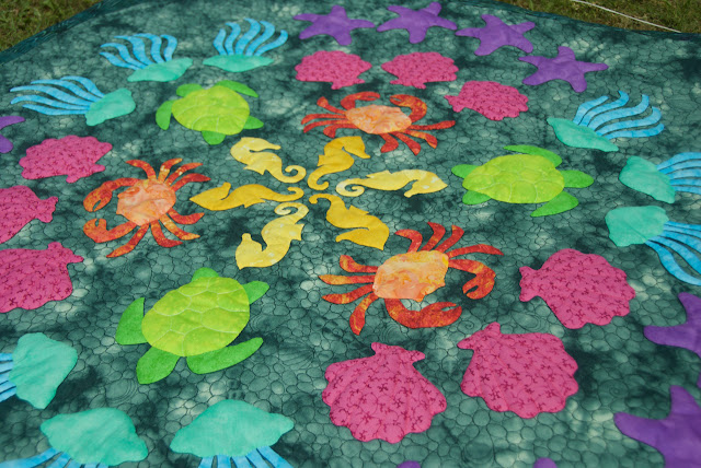 "Beach Extravaganza" wall quilt