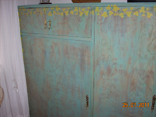 Burbujela: MUEBLE VERDE