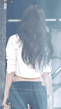 Even fans didn't know this female idol has a beautiful body-line