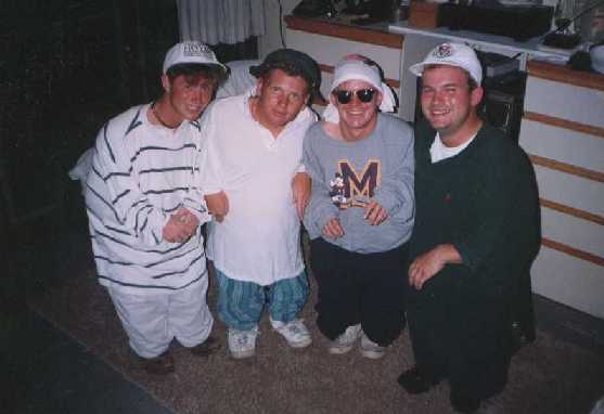 Louie's Midgets!: June 2012