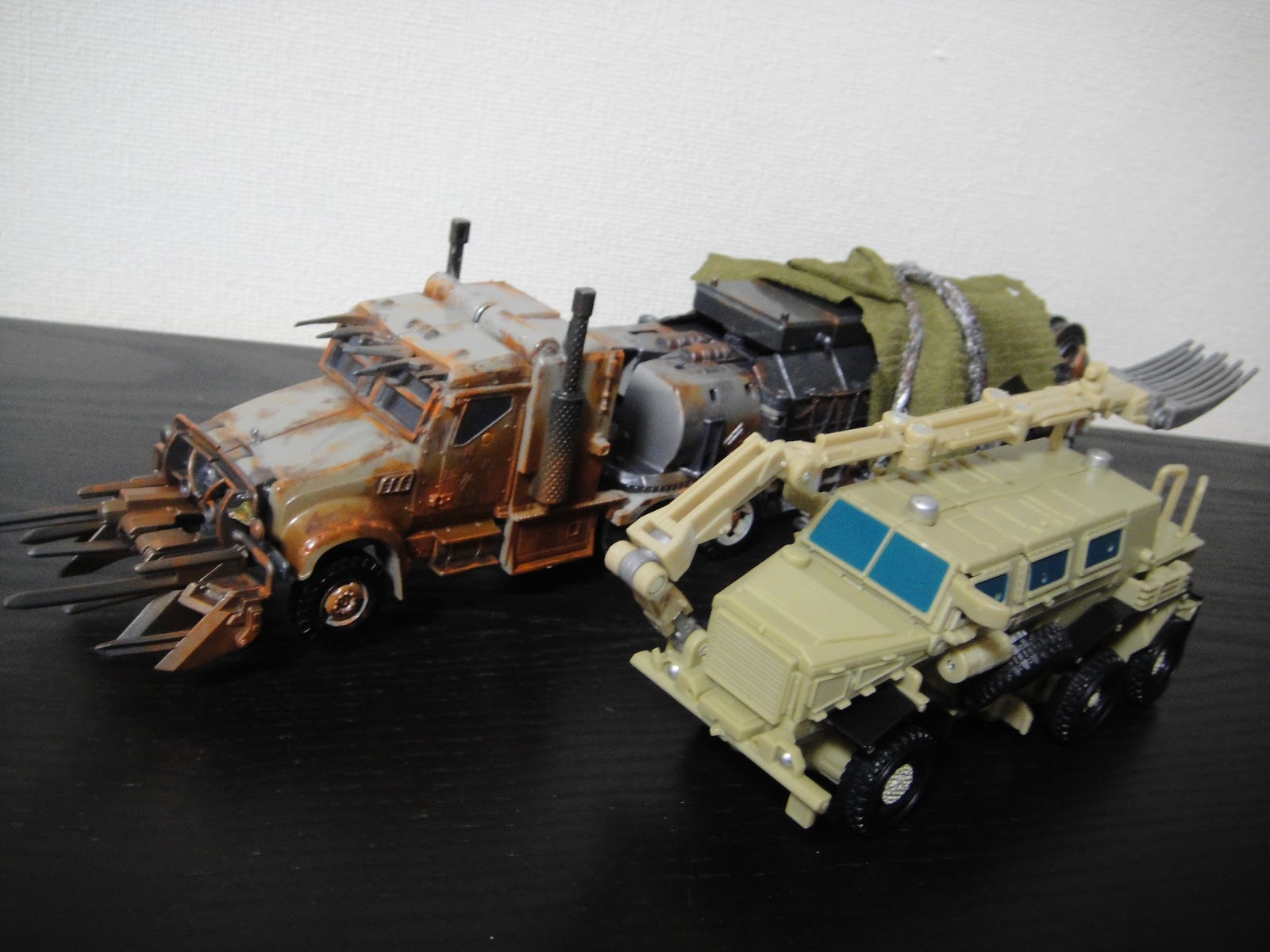 Ss 24 ボーンクラッシャー スタジオシリーズ Bonecrusher Trasformers Studio Series