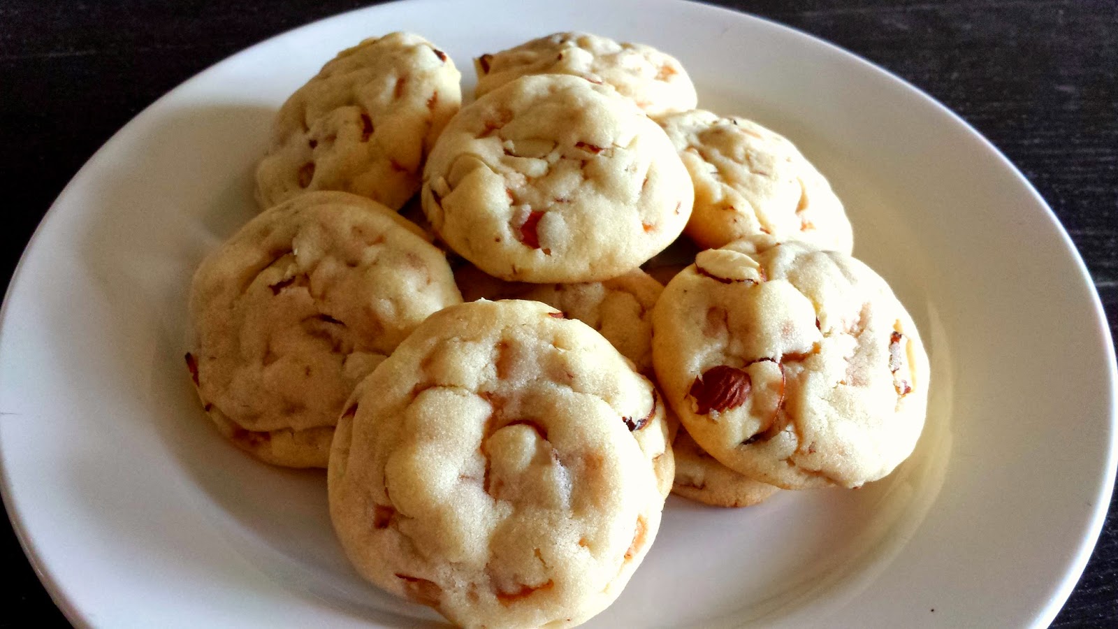 Coco's Cooking Almond Toffee Sandies