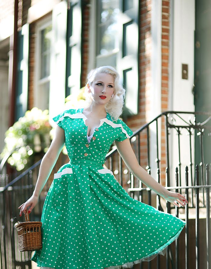 Rachel Ann Jensen ♥: Green in Greenwich || 1950's with UV