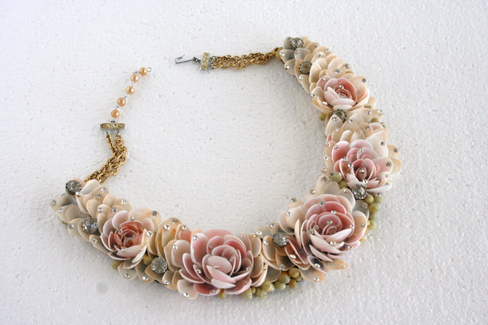 Vintage Shell Vacay Necklace Long main image 0