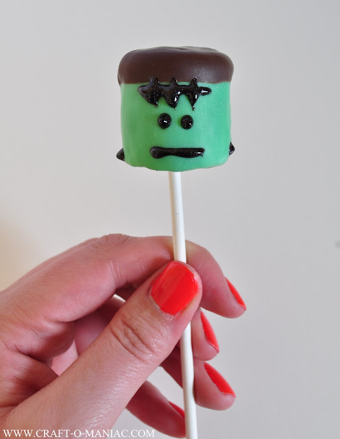 Frankenstein Marshmallow Pops