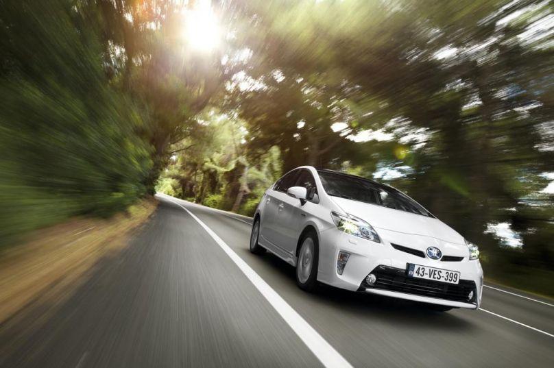 2013 Toyota Prius has become a bestseller - Top Auto Review